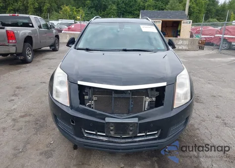 2013 Cadillac Srx Luxury Collection z USA, uszkodzony, nr VIN 3GYFNGE35DS611576